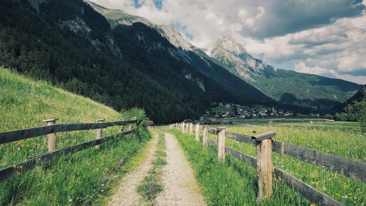 Arlberghaus Rocks Flirsch Exterior foto